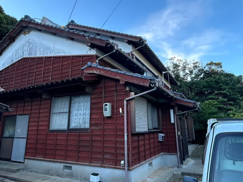 平戸市O様邸の外壁塗装前の外観写真